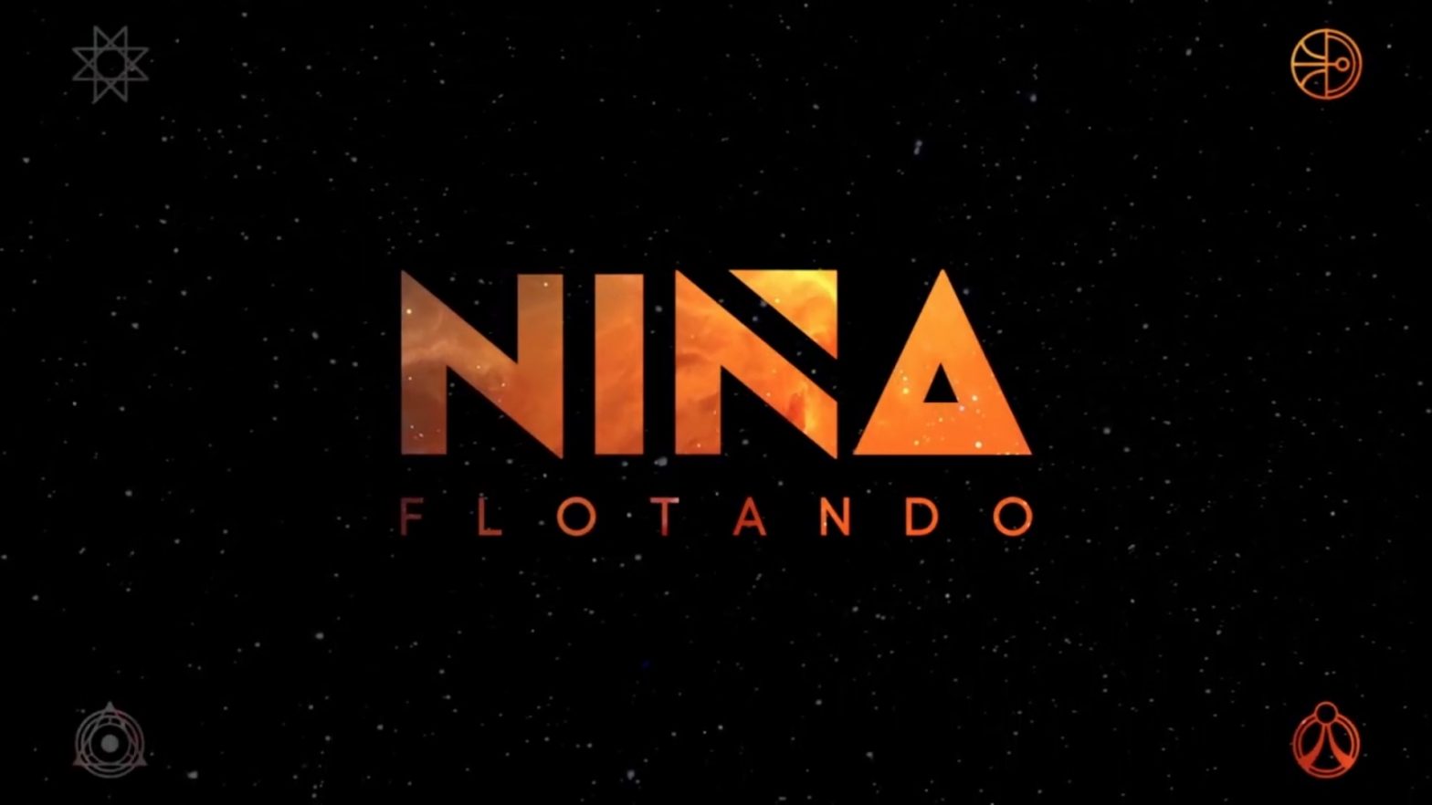 NIÑA – Flotando